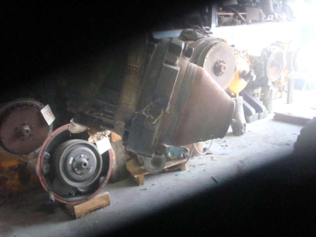Translation motor for Fiat Hitachi EX235 Photo 2