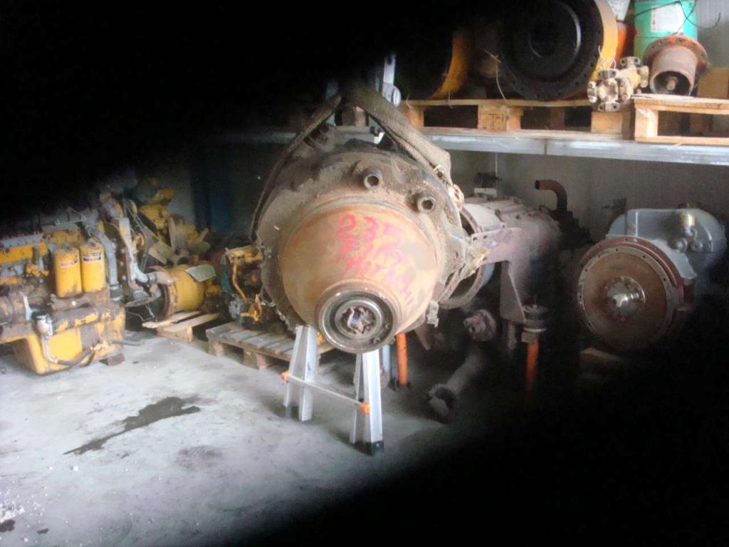 Translation motor for Fiat Hitachi EX235 Photo 4