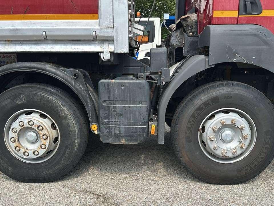 Renault Kerax 450 DXI 8x4 Photo 12