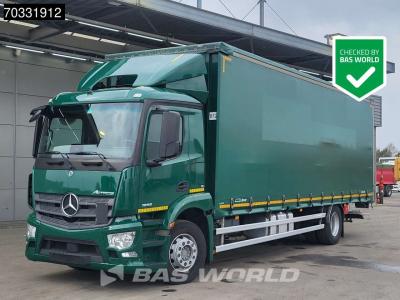 Mercedes-Benz Actros 1833 4X2 18tonner curtainsides 2000kg Ladebordwand Automatic Euro 6 sold by BAS World B.V.