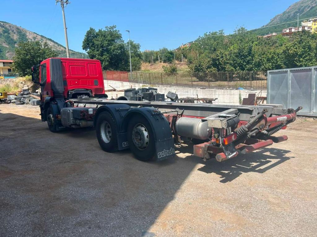 Iveco STRALIS HI-STREET 260S31 Photo 15