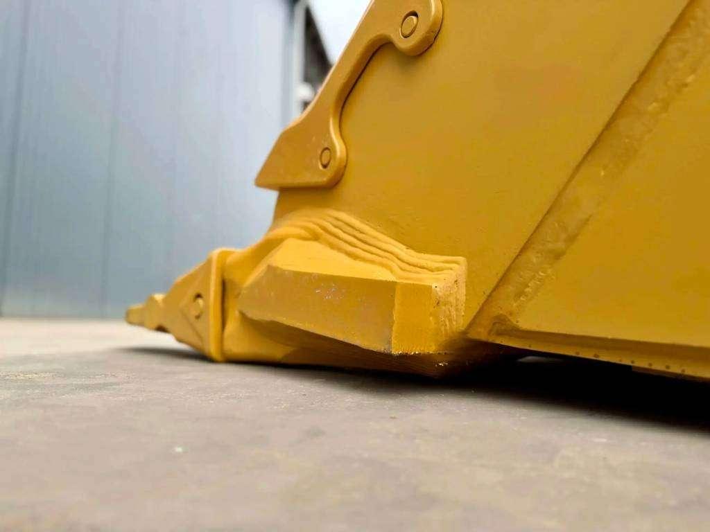 Caterpillar 349F - TB Rock Bucket Photo 14