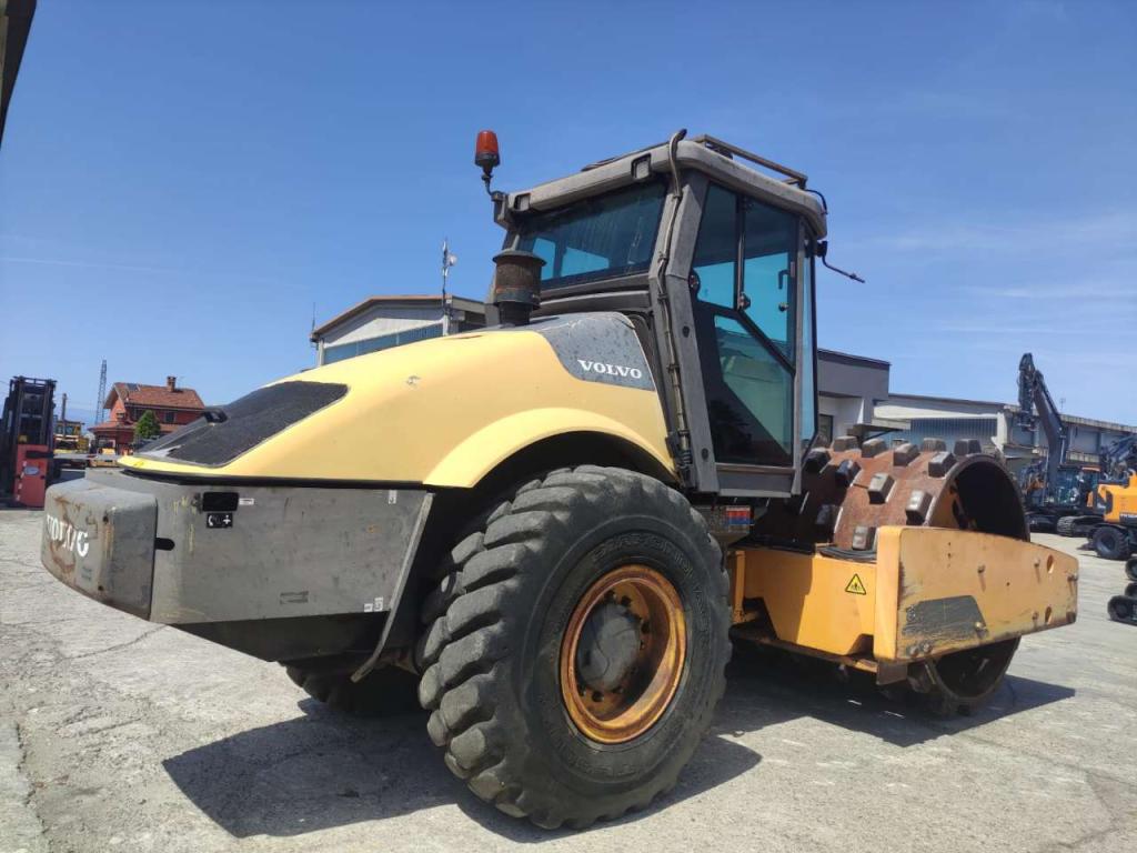 Volvo SD190DX Photo 2