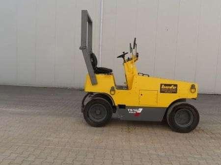 Sakai TS 160 Photo 1