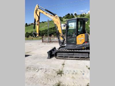 Case CX 70 sold by Etusato
