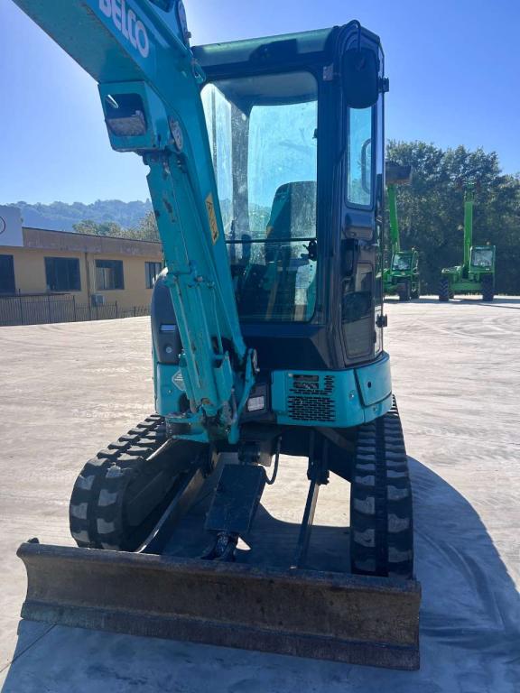 Kobelco SK25SR-6 Photo 4