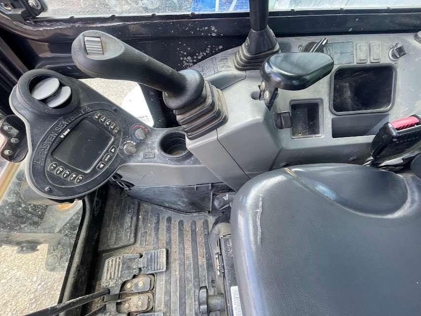 Bobcat E50 Photo 8