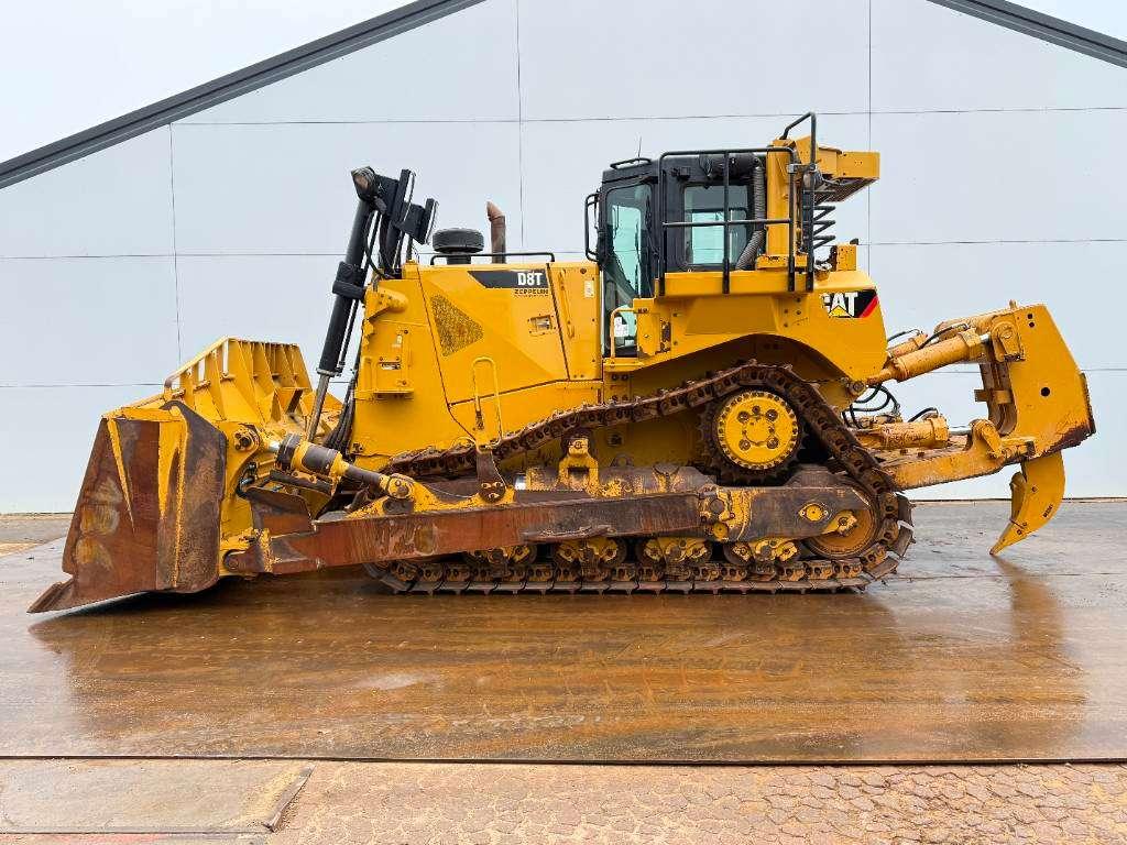 Caterpillar D8T - GERMAN Machine / Ripper Photo 1