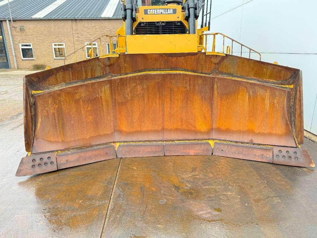 Caterpillar D8T - GERMAN Machine / Ripper Photo 19