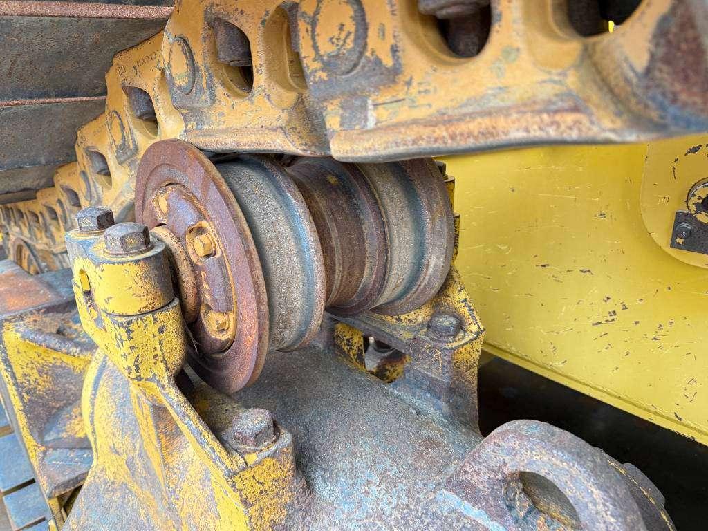 Caterpillar D8T - GERMAN Machine / Ripper Photo 27