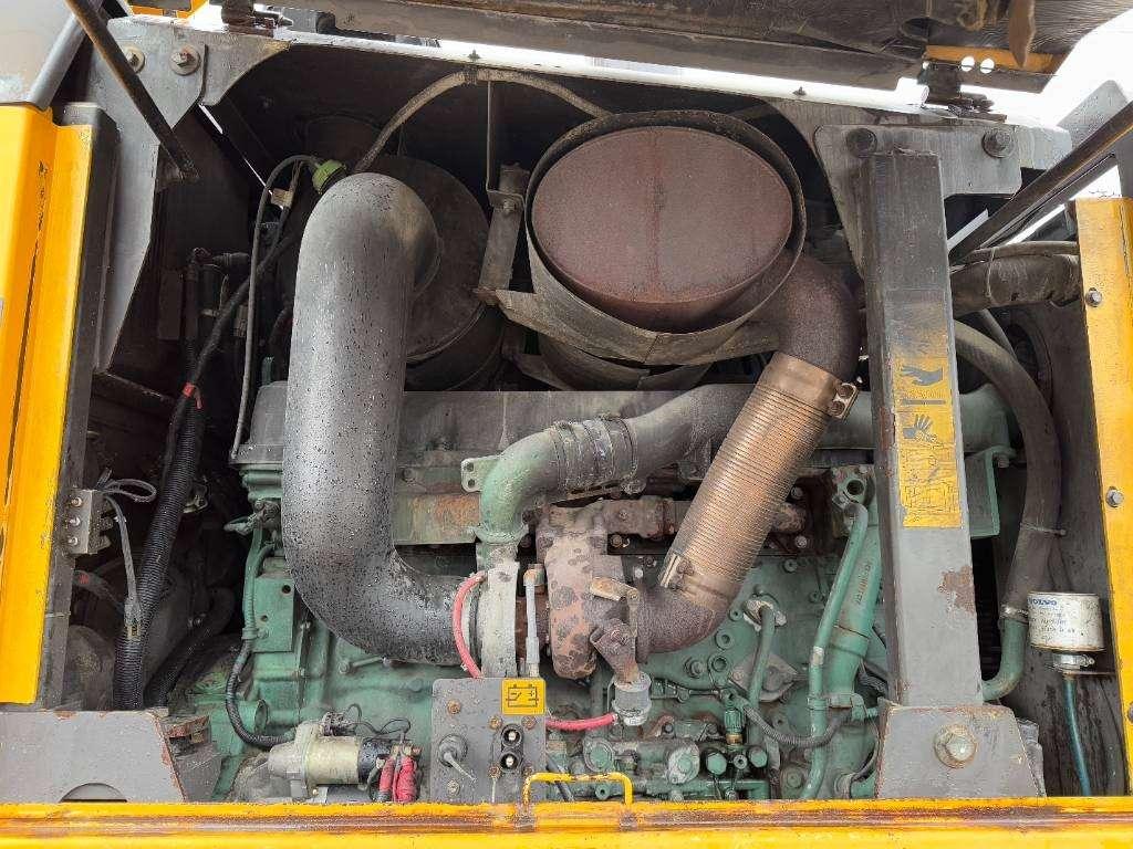 Volvo G990 - 4.85m Blade / Pushblock / Airco Photo 20