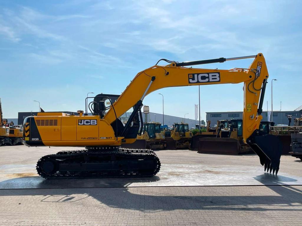 JCB 205 Photo 6