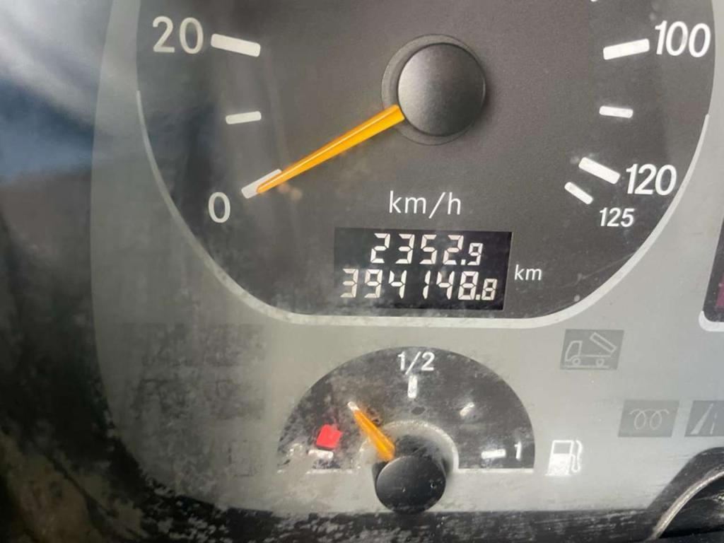 Mercedes-Benz 4144 Photo 7