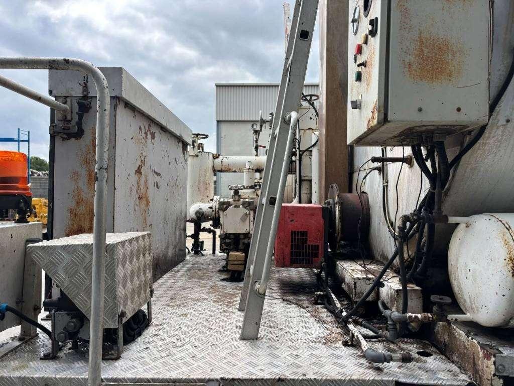 Renault Rincheval - 9.000 Liter Photo 17
