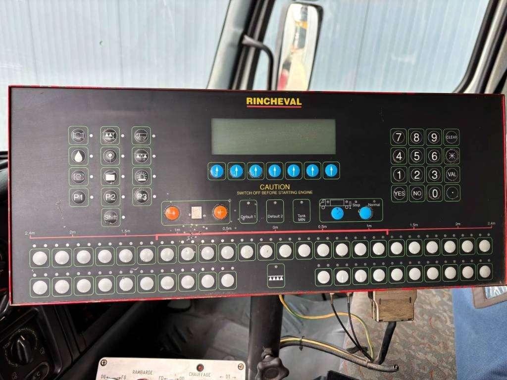 Renault Rincheval - 9.000 Liter Photo 29