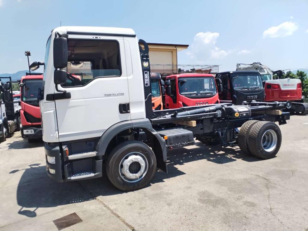 Iveco TGM 15.290 Photo 15