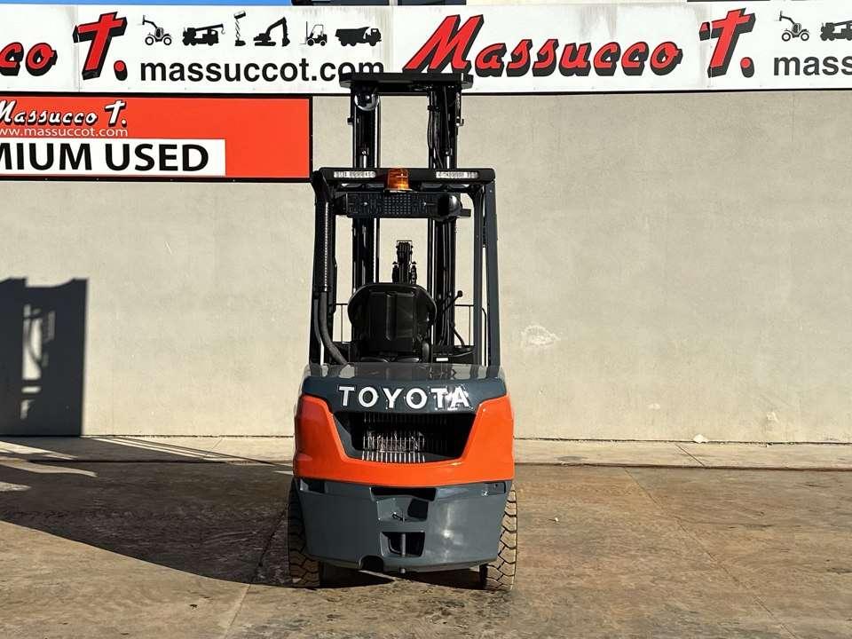 Toyota 52-8FDF30 Photo 15