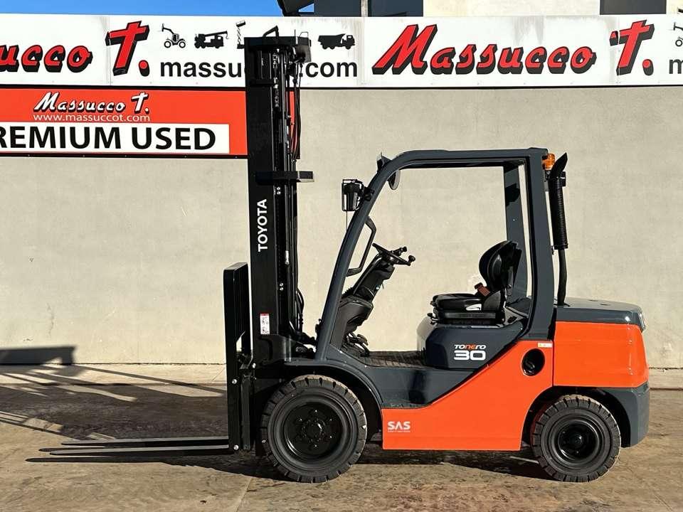 Toyota 52-8FDF30 Photo 2