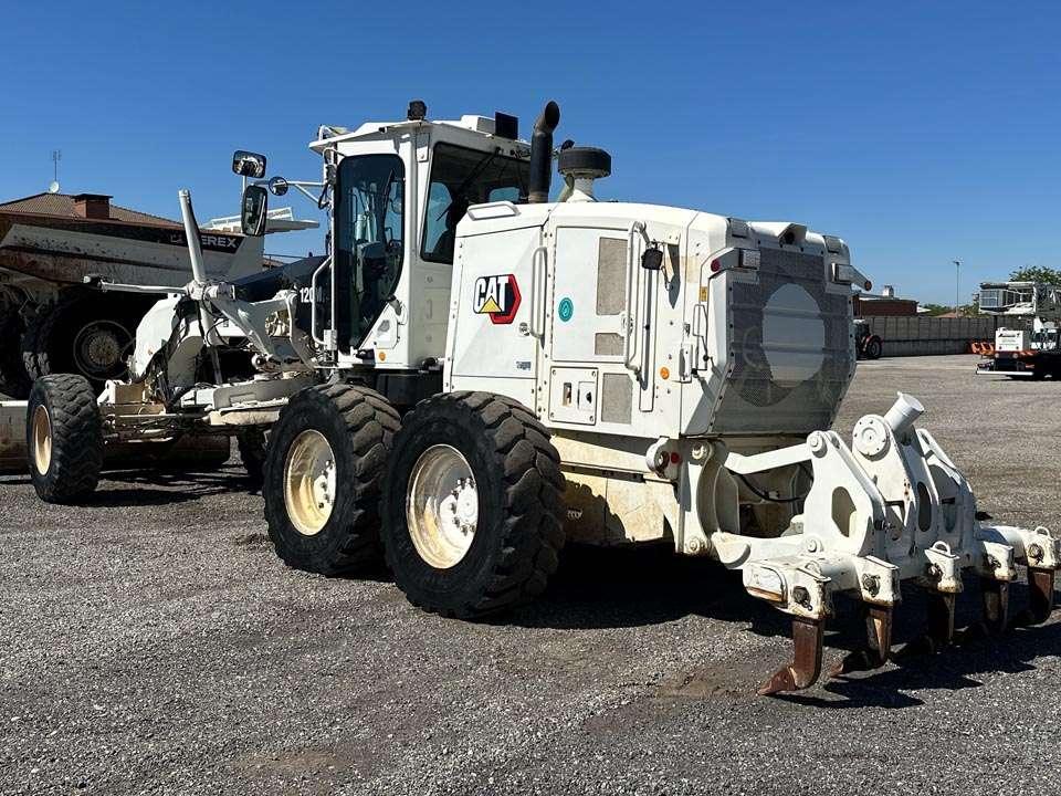 Caterpillar 120M2 Photo 3