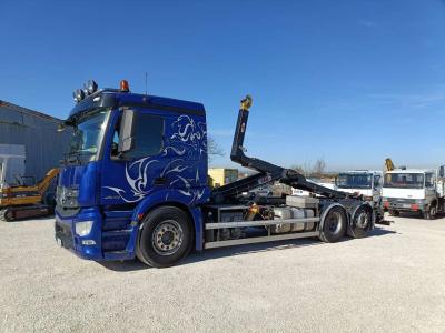 Mercedes-Benz Actros 2543 sold by Cingolani Macchine