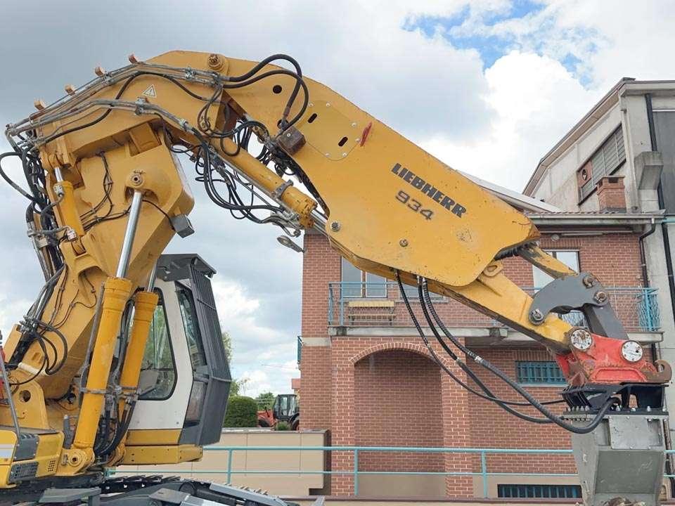 Liebherr R 934 Tunnelling Photo 7