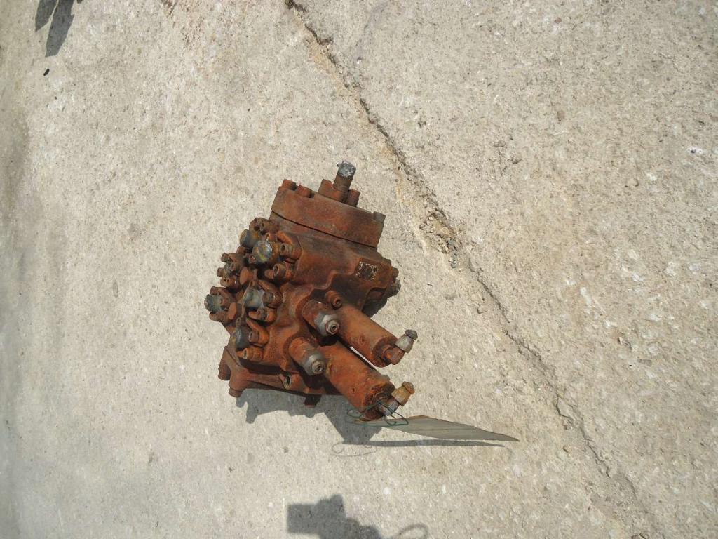 Hydraulic distributor for Fiat Kobelco W190 Photo 4