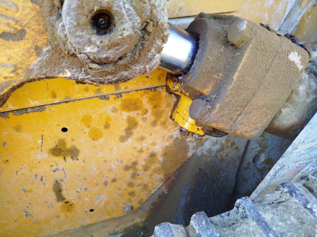 Caterpillar 951C Photo 5