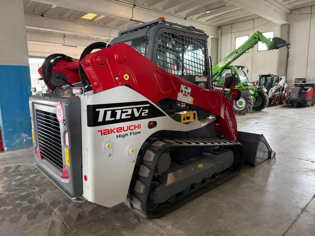 Takeuchi TL12V2 Photo 10