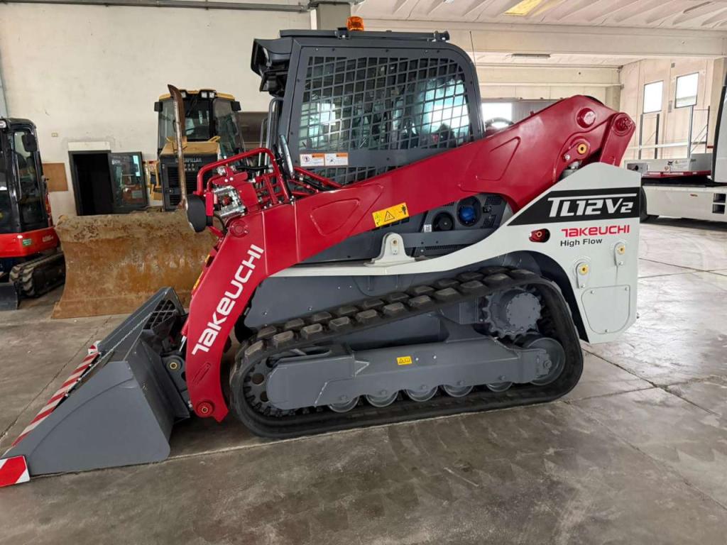 Takeuchi TL12V2 Photo 7