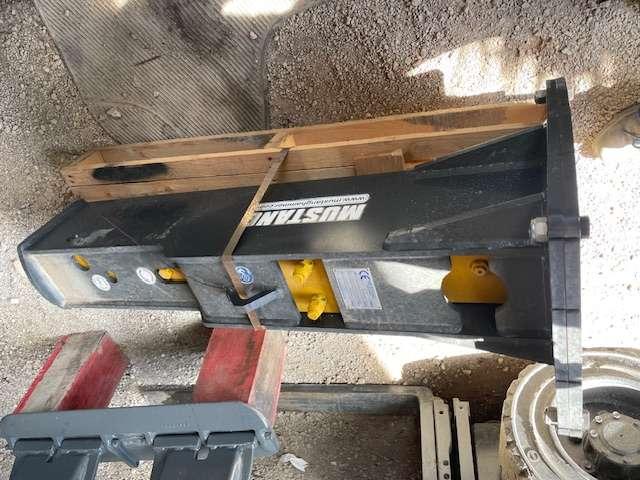 Mustang HM702 Photo 4
