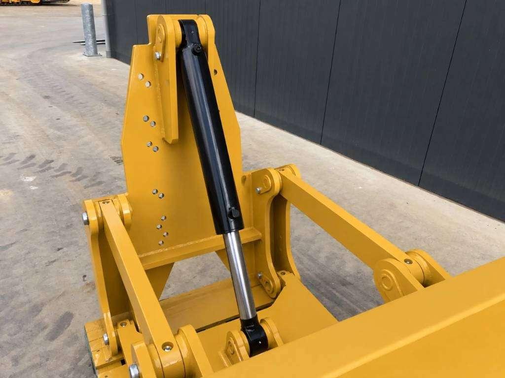 Volvo G970 Photo 5