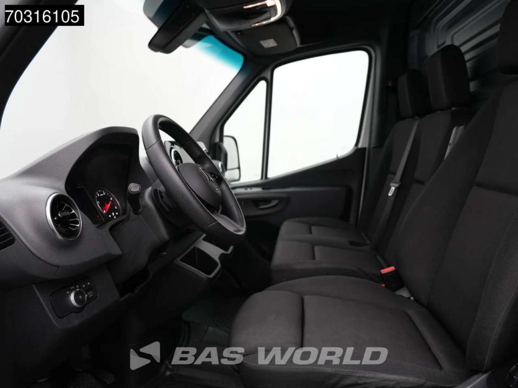 Mercedes-Benz Sprinter 317 CDI Nieuw Model Automaat 170PK L2H2 LED Airco Cruise Camera 10inch MBUX CarPlay Parkee Photo 3
