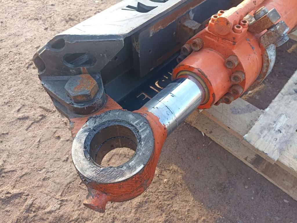 Hitachi pistone rotazione benna Photo 6