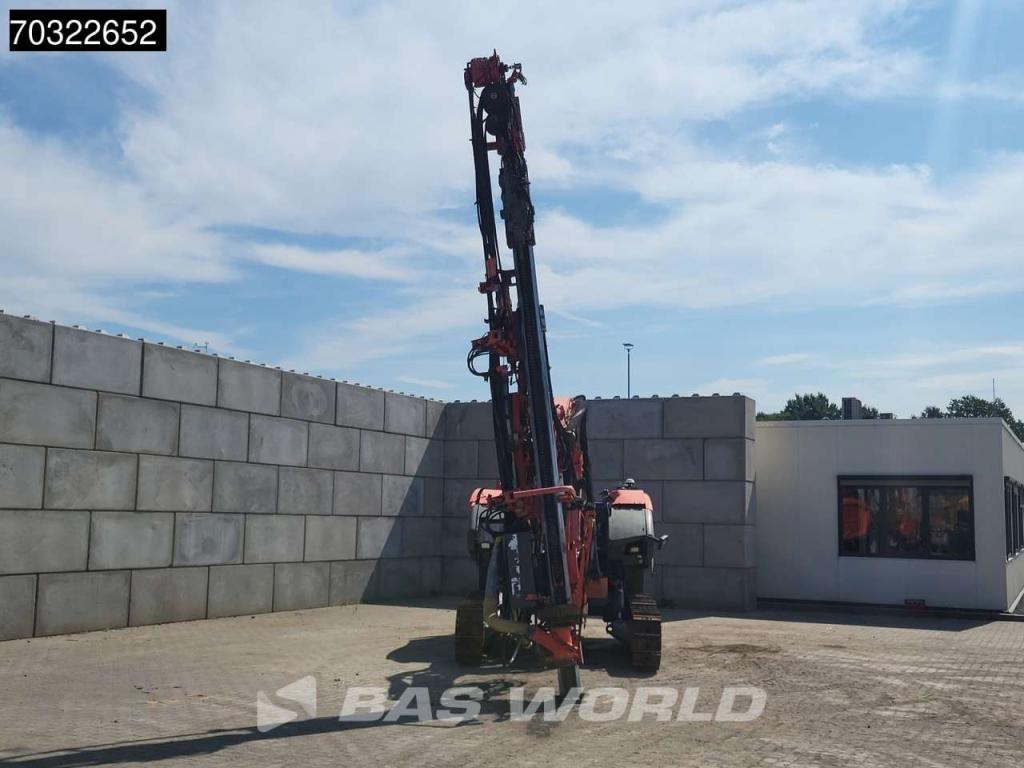 Sandvik Dino DC400Ri Remote Control Photo 7