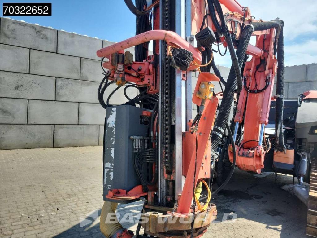 Sandvik Dino DC400Ri Remote Control Photo 9