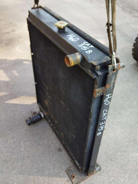 Water radiator for Caterpillar 315 B Photo 1