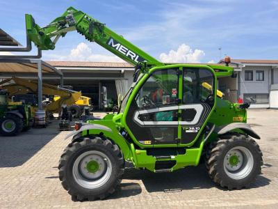 Merlo TF 38.10-136 Photo 1
