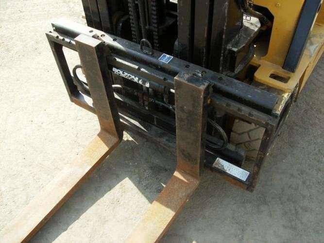Caterpillar EP15T Photo 4