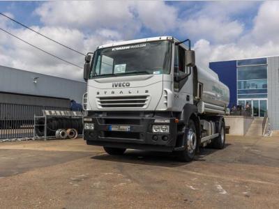 Iveco STRALIS 270 // CITERNE 14.000L+4 COMP sold by Braem NV