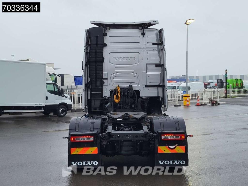 Volvo FH 460 4X2 Globe Alcoa's Leder Photo 10