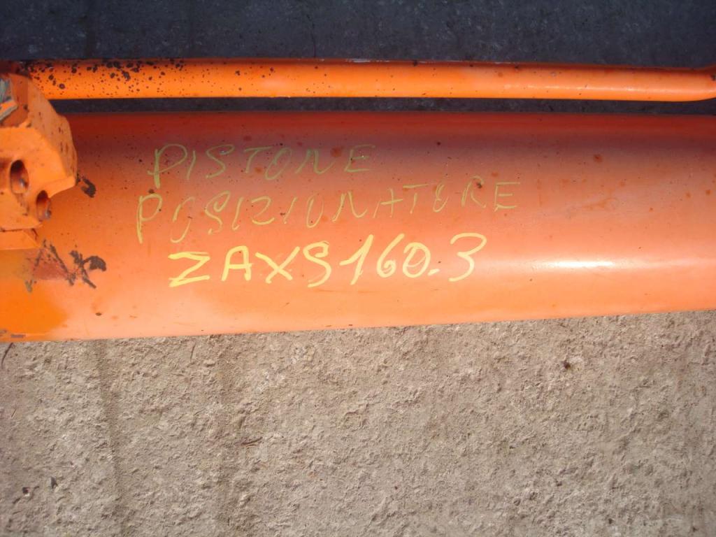 Positioner piston for Hitachi ZX 160LC Photo 2