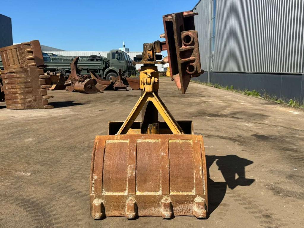 Unknown Clamshell grapple Photo 7
