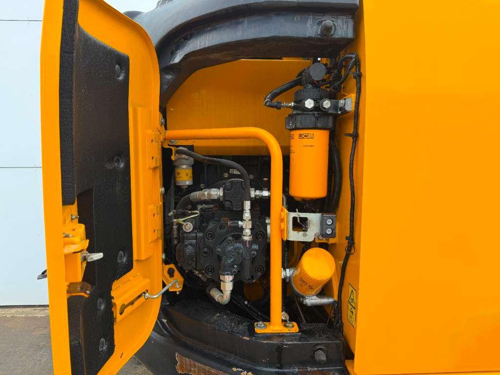 JCB JZ141LC - Hammer Lines / Quick Coupler Photo 27