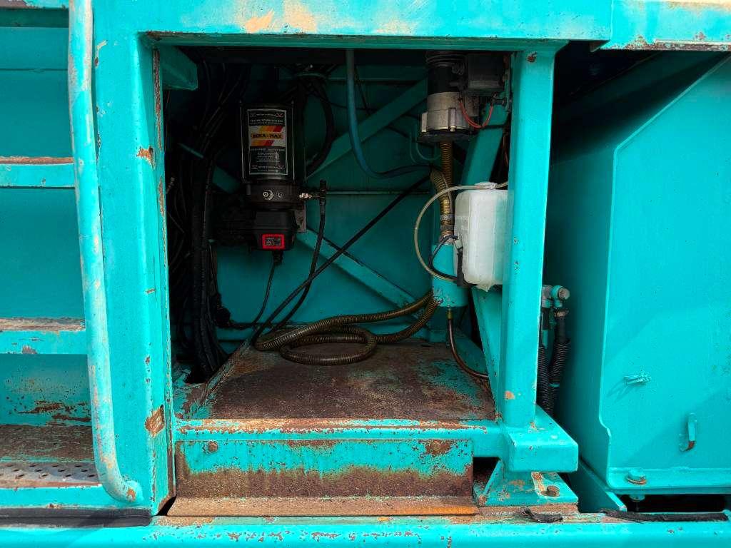 Kobelco SK135SRLC-1E - Extra High Cabin / Hammer Lines Photo 24