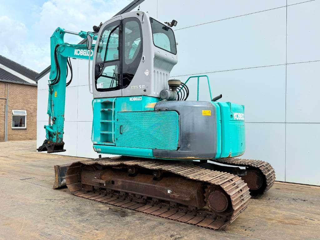 Kobelco SK135SRLC-1E - Extra High Cabin / Hammer Lines Photo 3