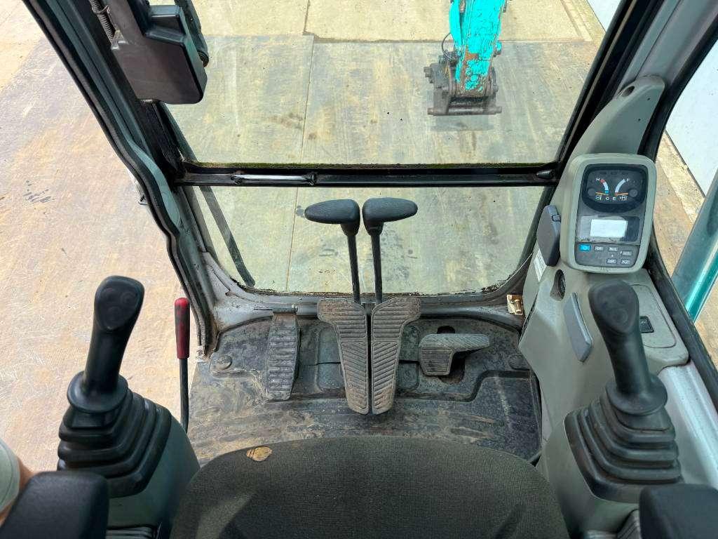 Kobelco SK135SRLC-1E - Extra High Cabin / Hammer Lines Photo 8