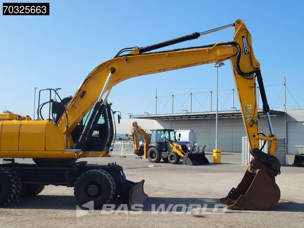 JCB JS200 W Photo 13