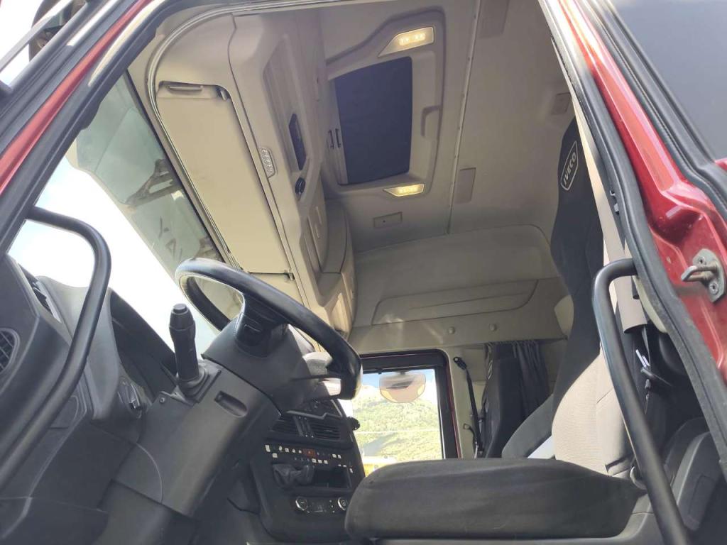 Iveco X-WAY 570 Photo 14