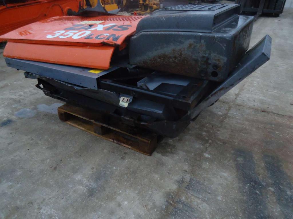 Hood and body panel for Hitachi ZAXIS 350.3 Photo 3