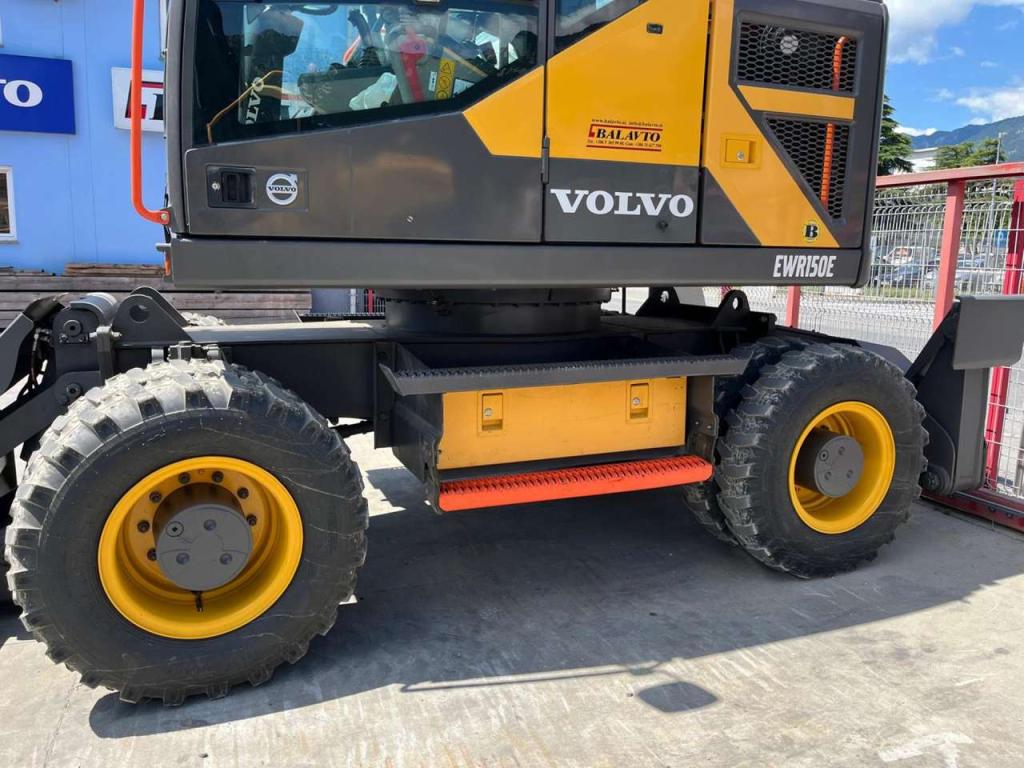 Volvo EWR150E Photo 15